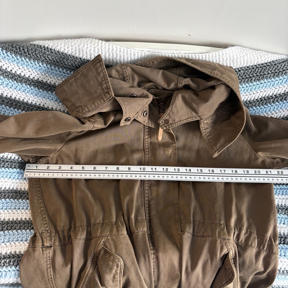 Roots Canada Green Cotton Cargo Utility Field Jacket, Zip + Snap, Pockets Medium - Picture 14 of 16